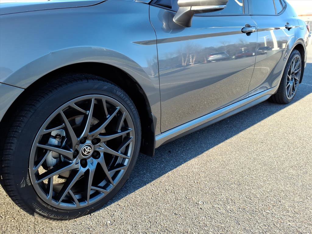 Certified 2025 Toyota Camry SE w/ Convenience Package image 9