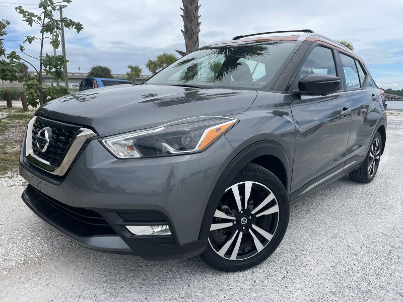 Used 2019 Nissan Kicks SR w/ SR Premium Package image 1