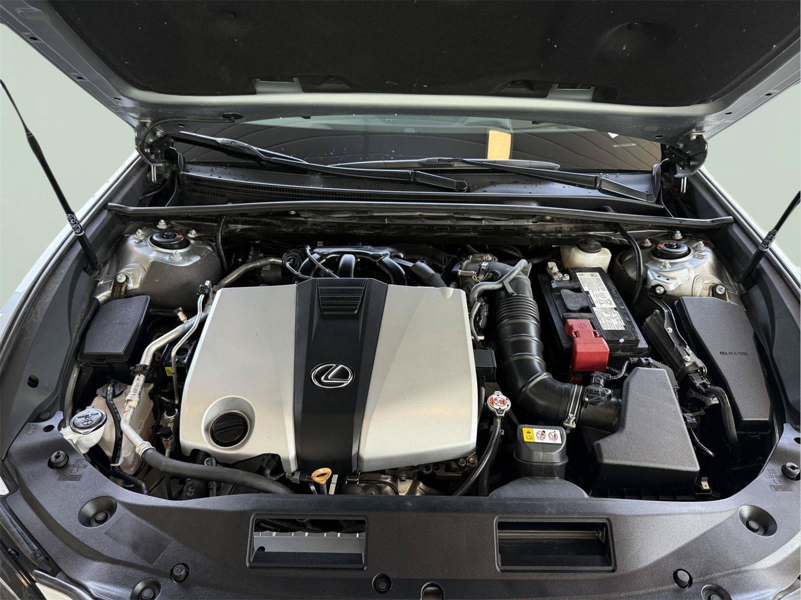 Used 2024 Lexus ES 350 Ultra Luxury w/ Accessory Package (Z2) FWD image 26