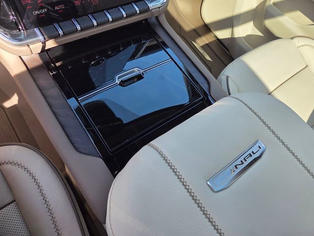 New 2026 GMC Yukon XL Denali w/ Denali Reserve Package AWD/4WD image 29