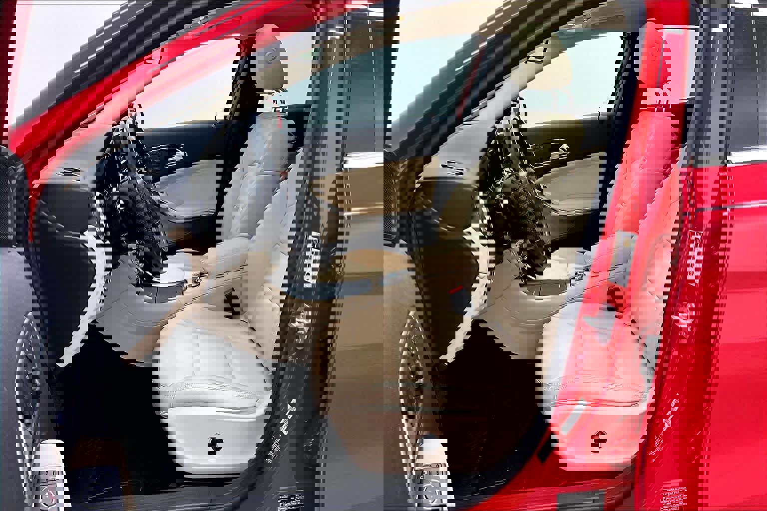 Used 2015 Mercedes-Benz GLA 250 4MATIC image 7