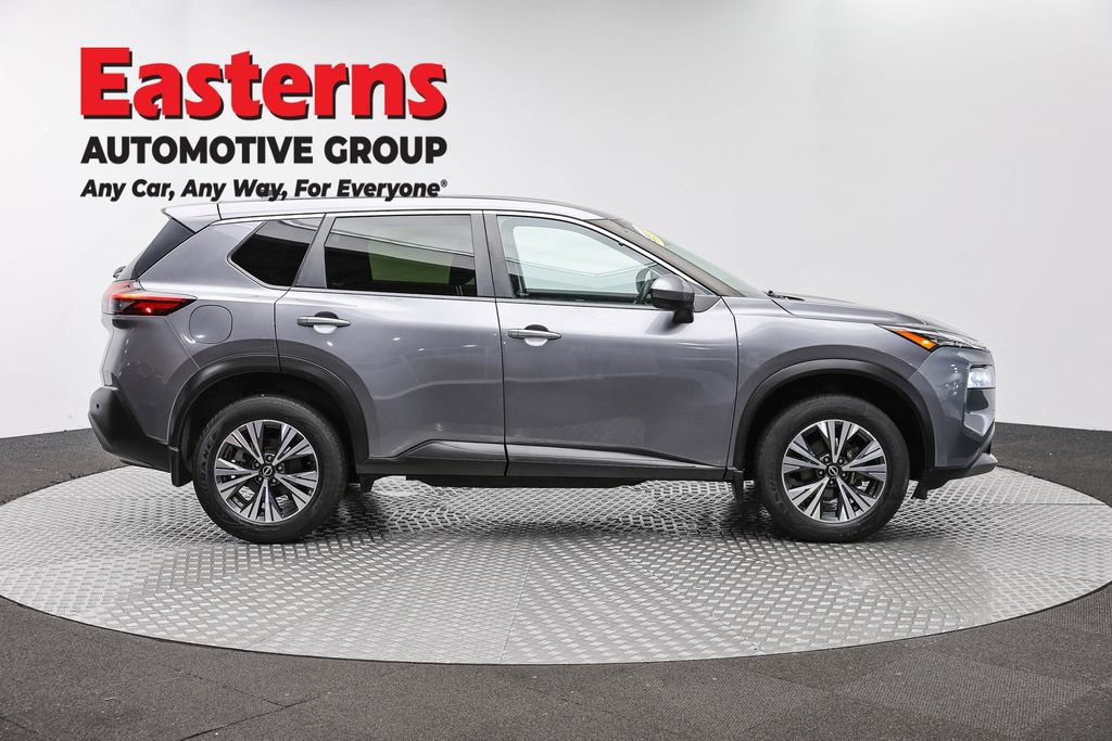 Used 2023 Nissan Rogue SV AWD/4WD image 5