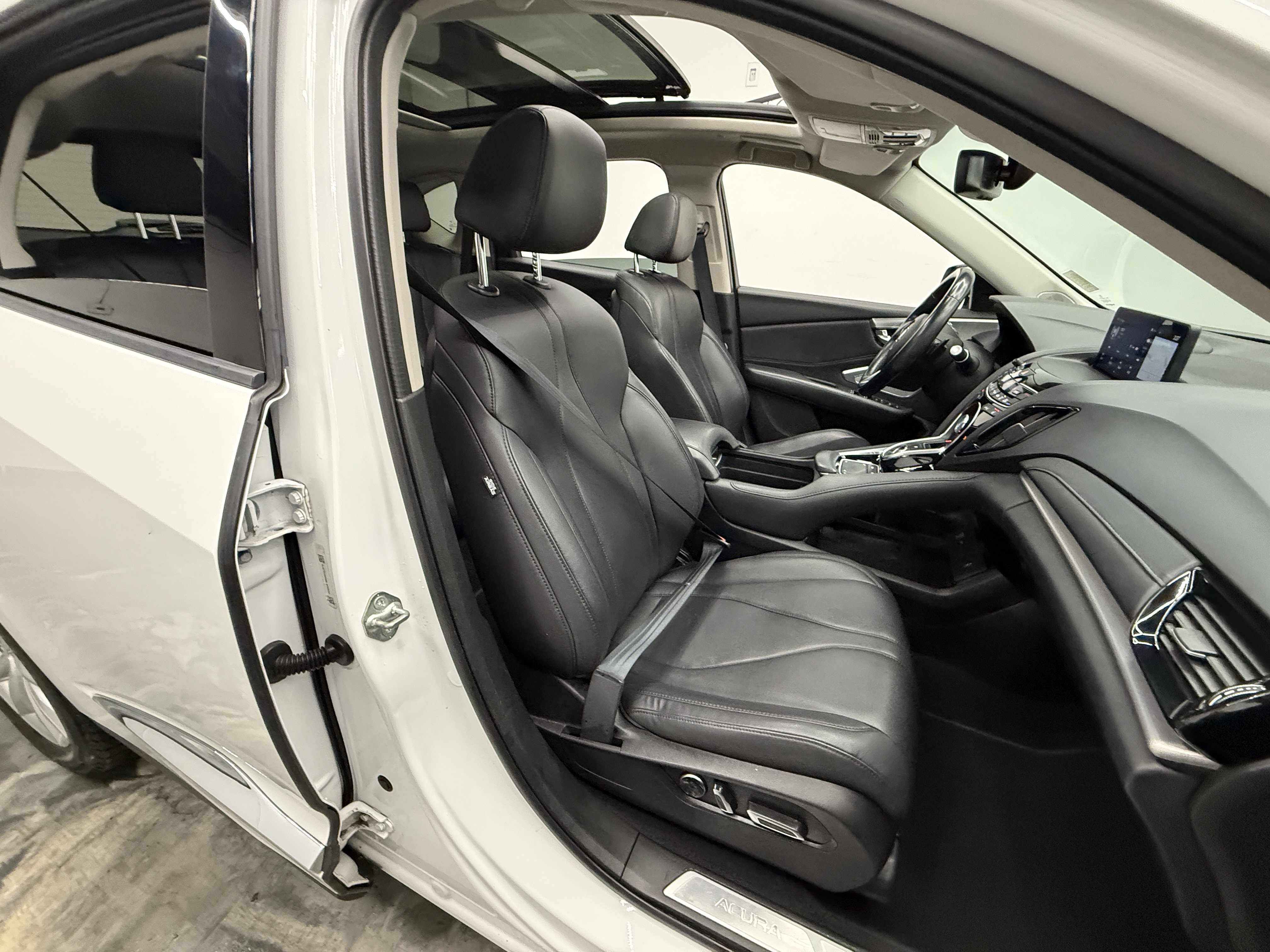 Used 2021 Acura RDX AWD w/ Technology Package image 23