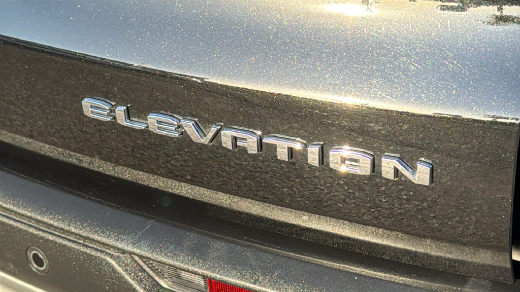 Used 2026 GMC Acadia Elevation FWD image 12
