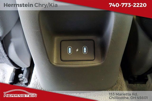 Used 2024 Hyundai Elantra SE image 12