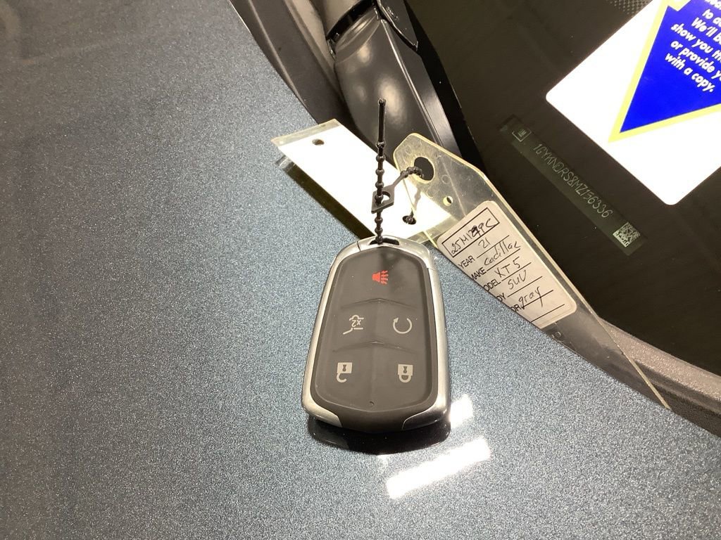 Used 2021 Cadillac XT5 Premium Luxury image 30