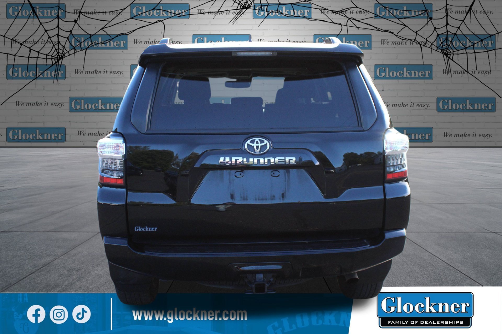 Used 2024 Toyota 4Runner SR5 Premium w/ Moonroof Package AWD/4WD image 7