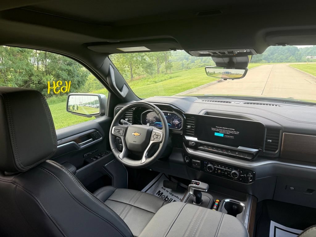 Used 2026 Chevrolet Silverado 1500 High Country w/ High Country Premium Package AWD/4WD image 20
