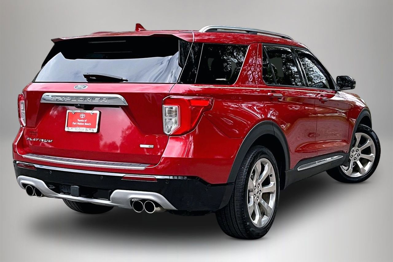 Used 2020 Ford Explorer Platinum w/ Premium Technology Package image 5