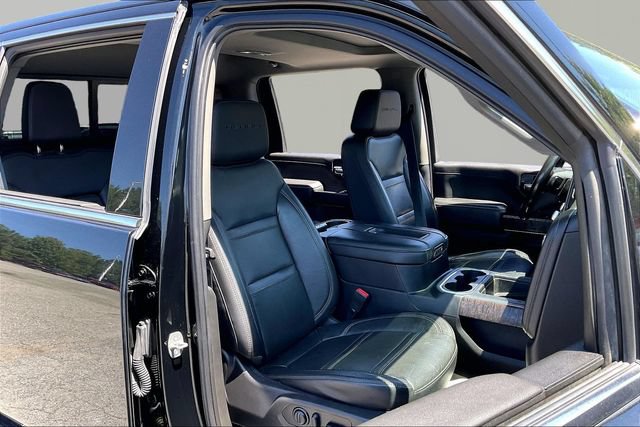 Used 2022 GMC Sierra 3500 Denali w/ Denali Ultimate Package AWD/4WD image 20