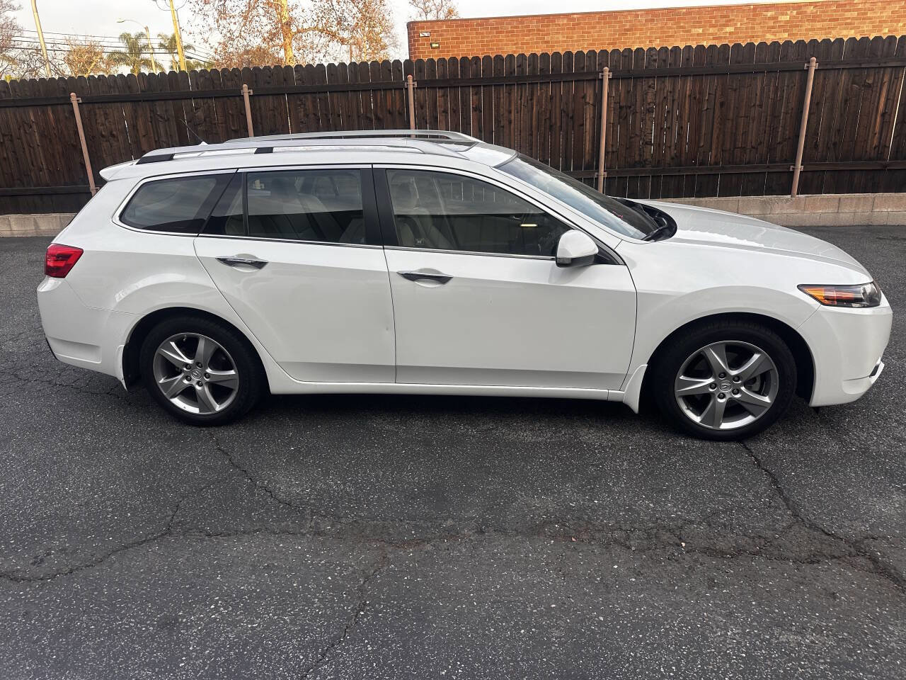Used 2012 Acura TSX Sport Wagon image 7