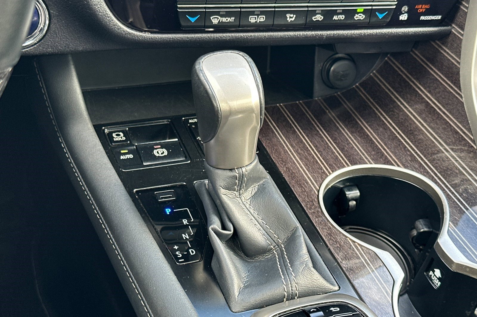 Used 2017 Lexus RX 450h AWD image 28