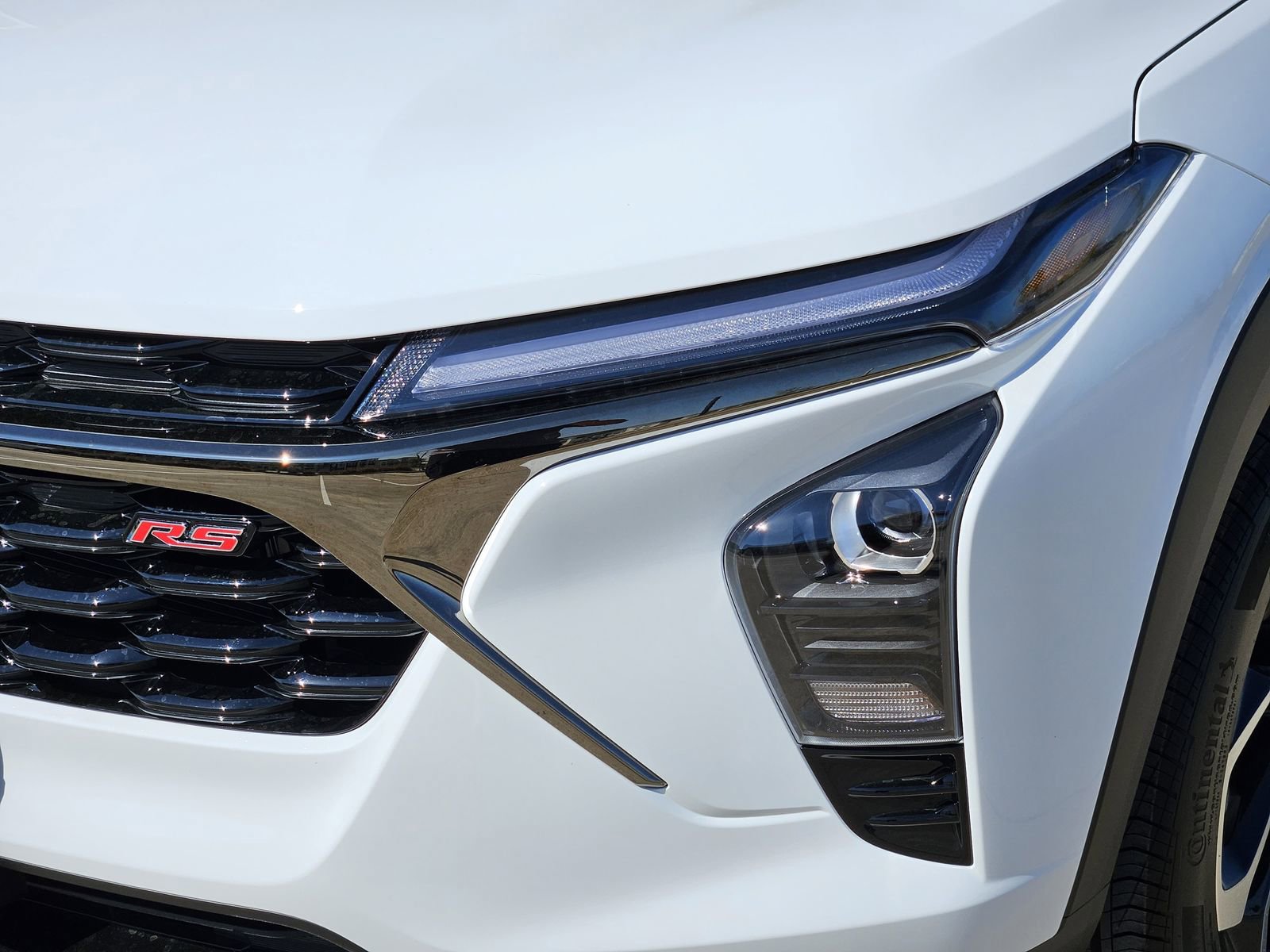 New 2026 Chevrolet Trax RS w/ Sunroof Package image 10