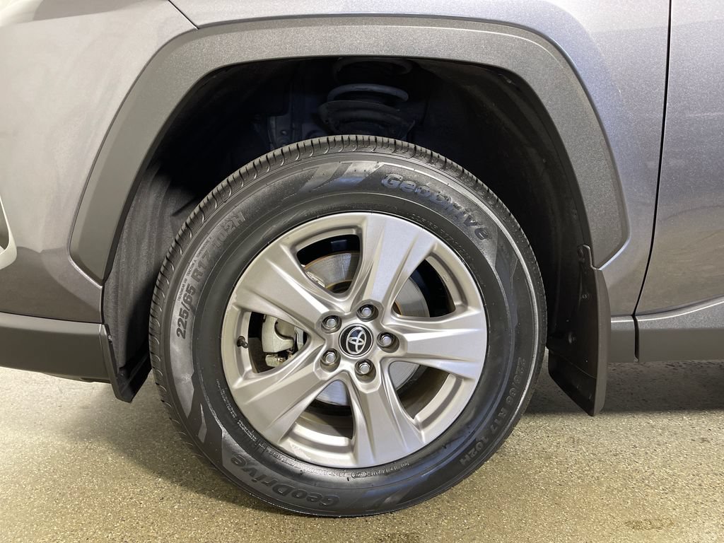 Certified 2025 Toyota RAV4 XLE w/ Convenience Package FWD image 11
