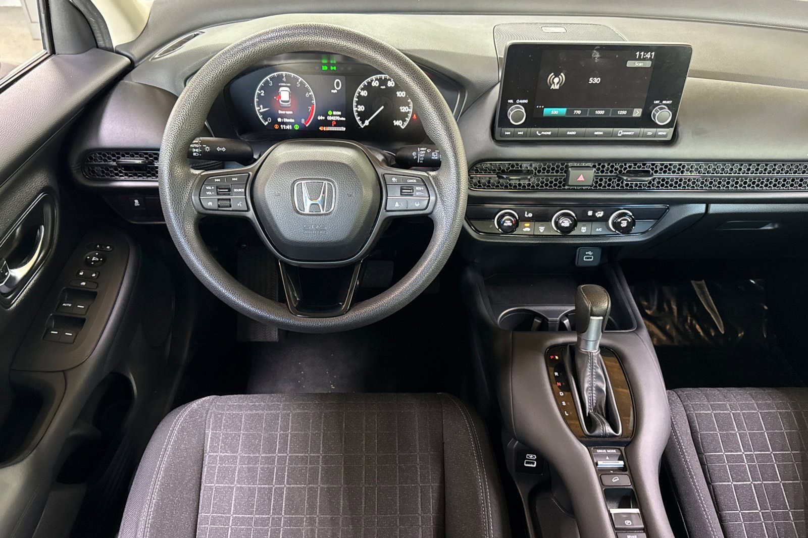 Certified 2023 Honda HR-V LX image 28