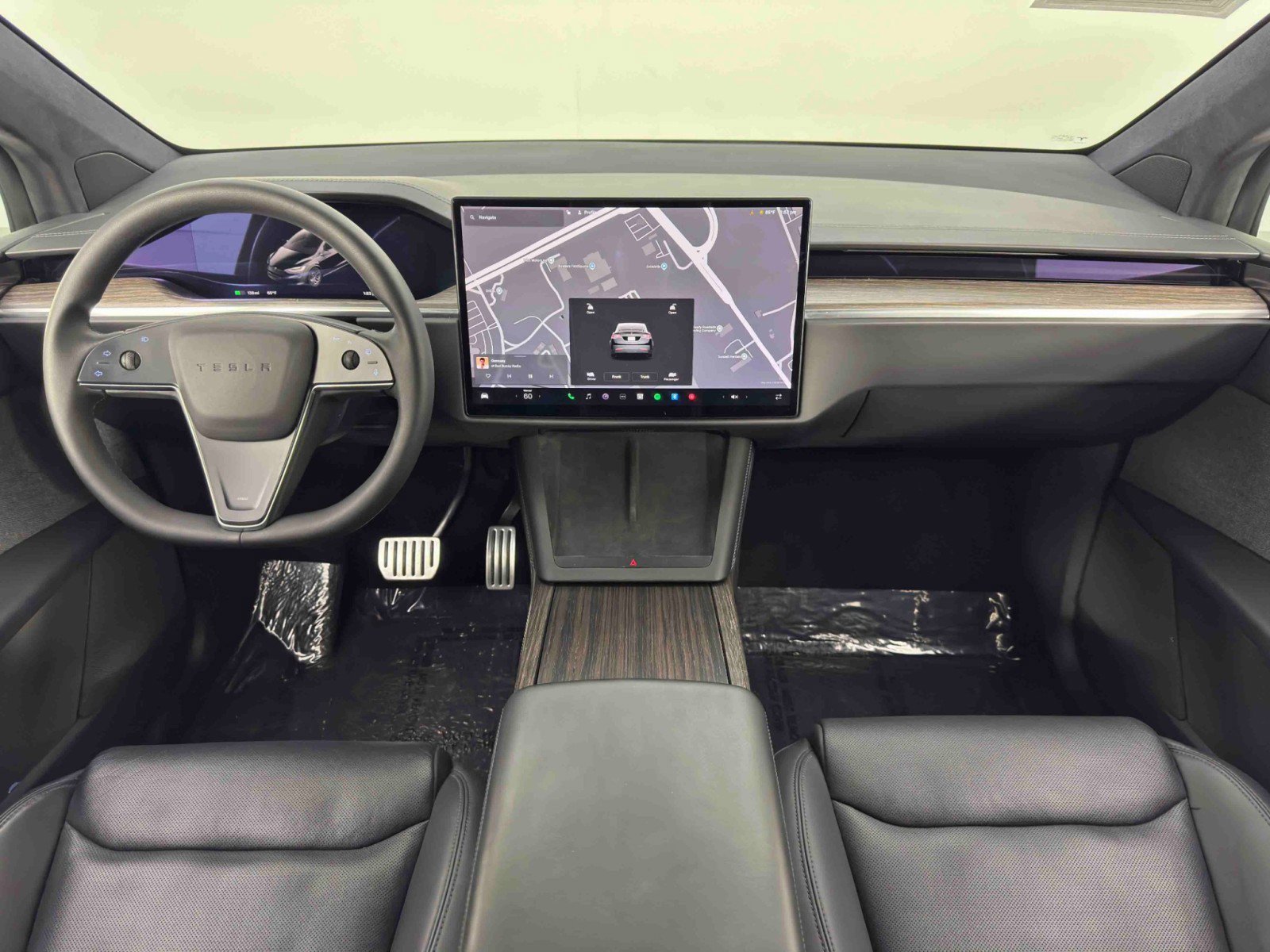 Used 2022 Tesla Model X image 12