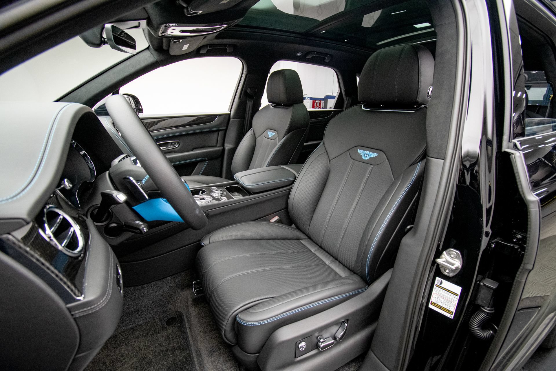 New 2026 Bentley Bentayga AWD/4WD image 11