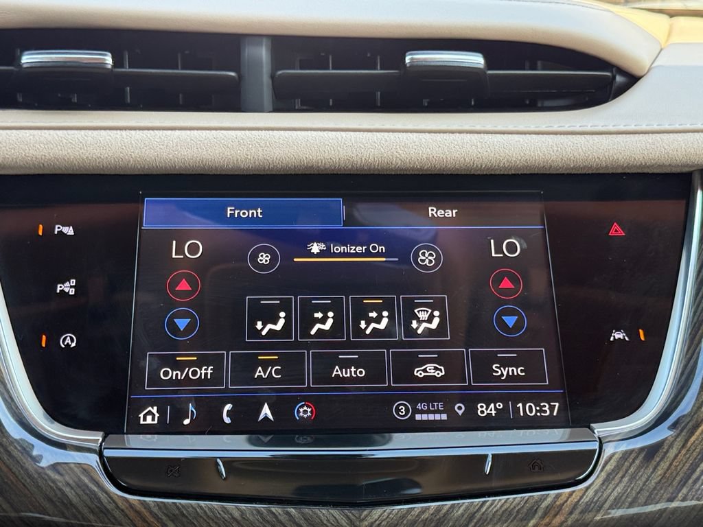 Used 2024 Cadillac XT6 Premium Luxury w/ Platinum Package FWD image 17