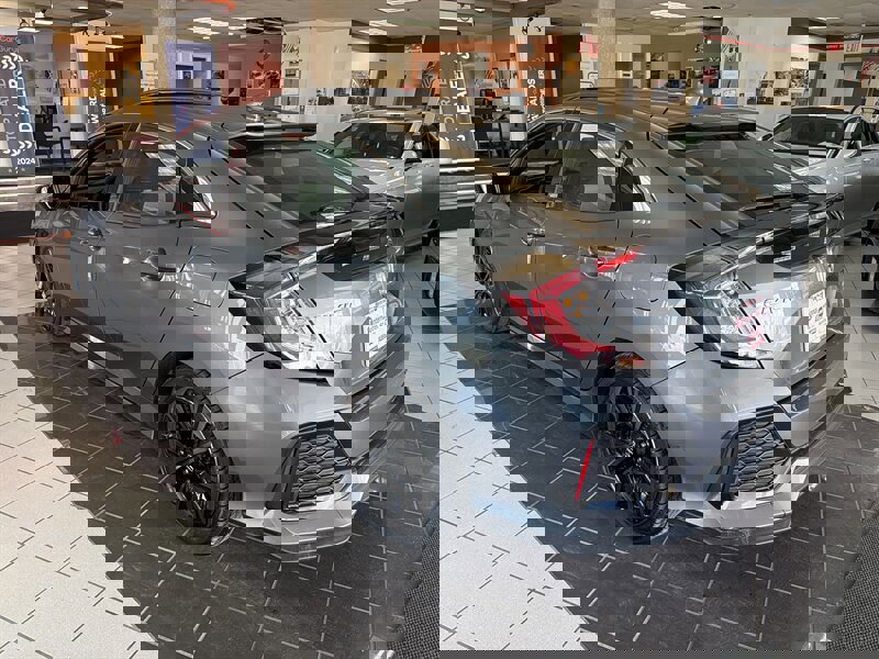 Used 2019 Honda Civic EX image 8