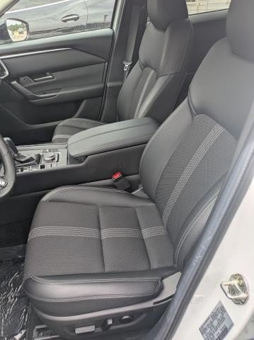 Used 2024 MAZDA CX-50 AWD 2.5 S w/ Weather Package image 7