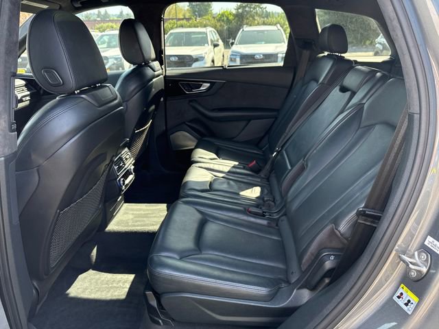 Used 2017 Audi Q7 3.0T Prestige w/ Prestige Package AWD/4WD image 15