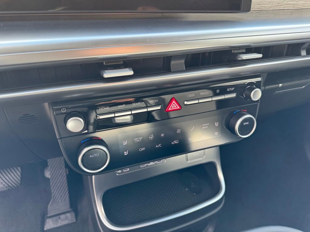 New 2026 Hyundai Ioniq 9 Limited image 24