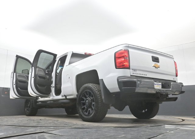 Used 2017 Chevrolet Silverado 2500 LT AWD/4WD image 52
