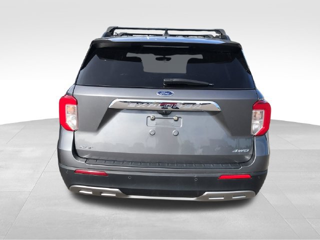 Used 2023 Ford Explorer XLT AWD/4WD image 37