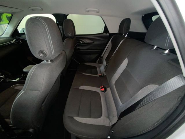 Used 2024 Chevrolet TrailBlazer LT w/ LT Cold Weather Package FWD image 13