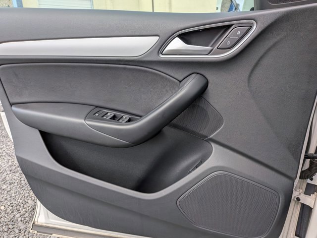 Used 2018 Audi Q3 2.0T Premium image 10