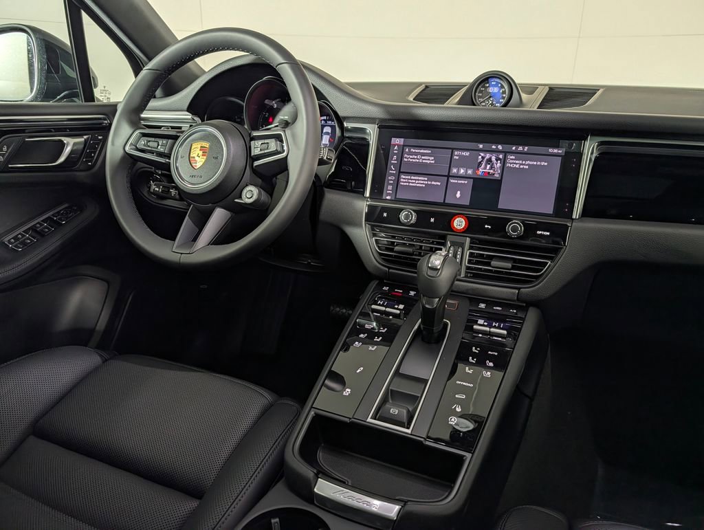 New 2026 Porsche Macan image 24