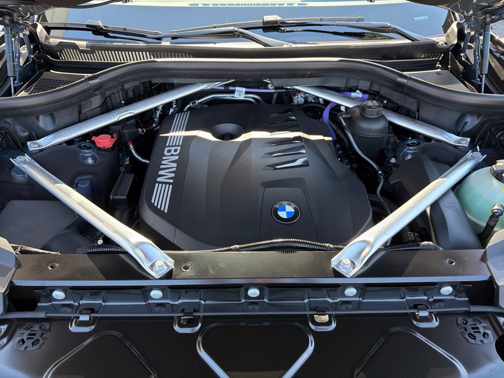 New 2027 BMW X7 xDrive40i AWD/4WD image 13