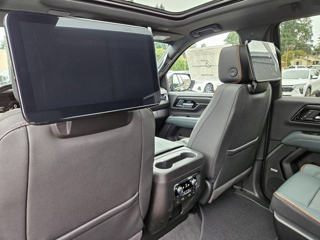 New 2026 GMC Yukon AT4 w/ AT4 Premium Plus Package AWD/4WD image 21