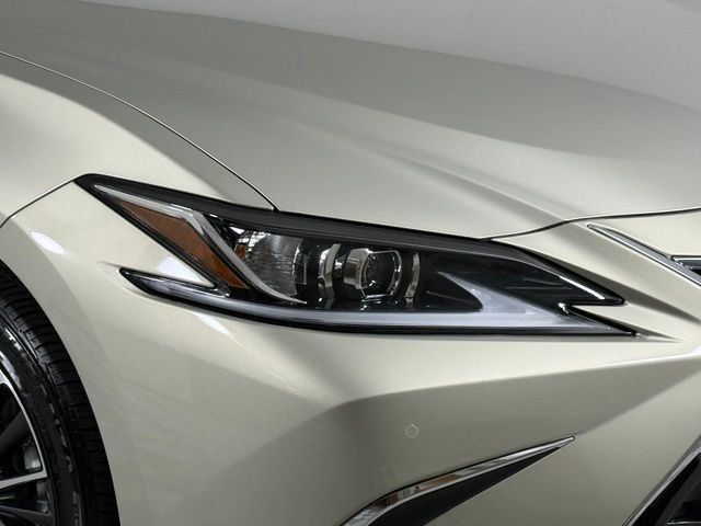 Used 2025 Lexus ES 350 w/ Premium Package FWD image 15
