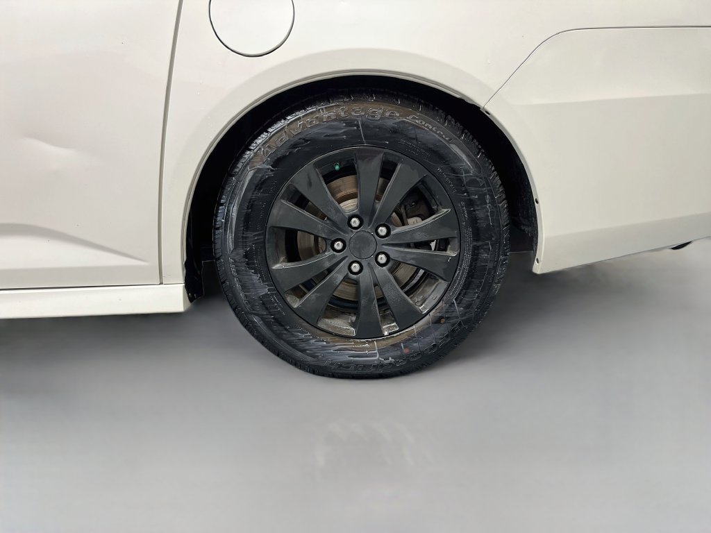 Used 2016 Honda Odyssey EX-L image 33