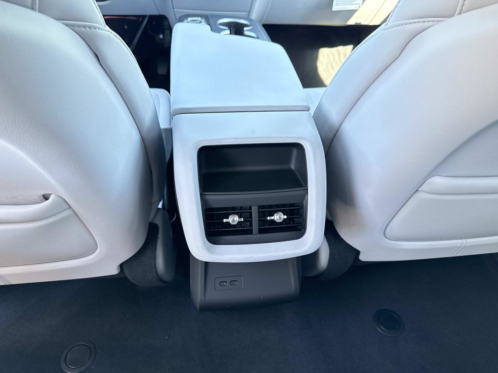 New 2026 Cadillac Lyriq Luxury image 17