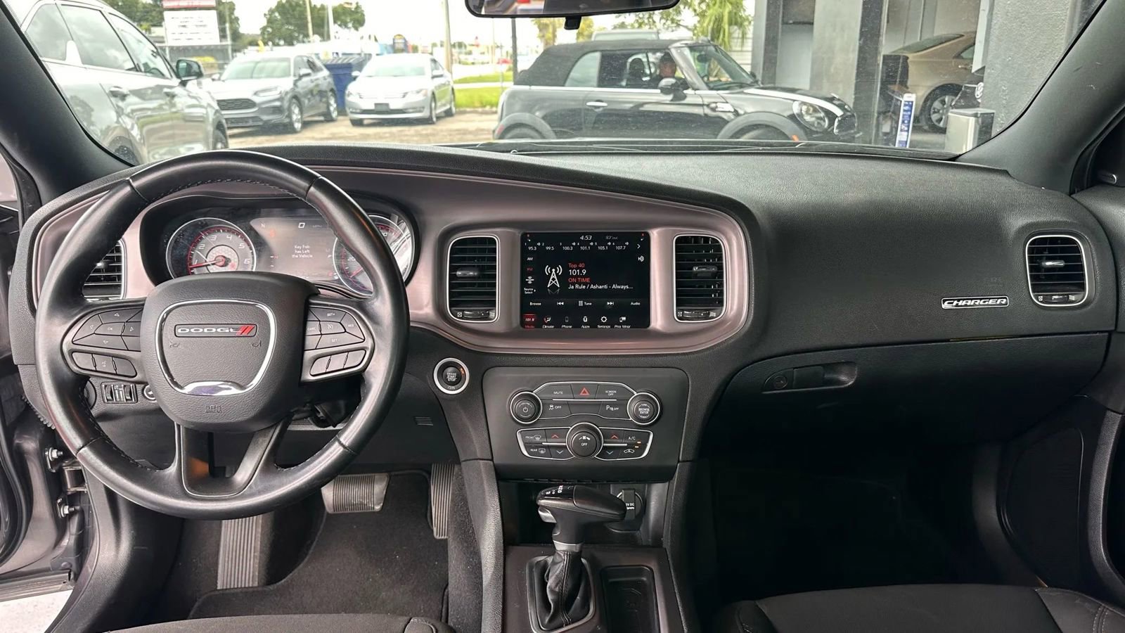 Used 2023 Dodge Charger SXT RWD image 12