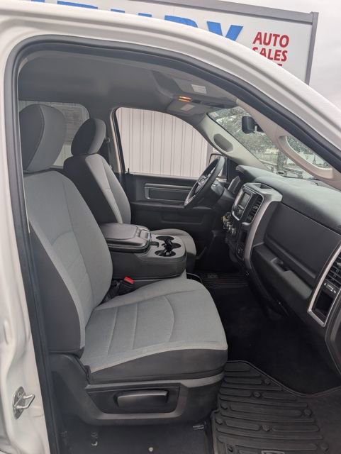 Used 2022 RAM 1500 Classic SLT w/ Protection Group image 30