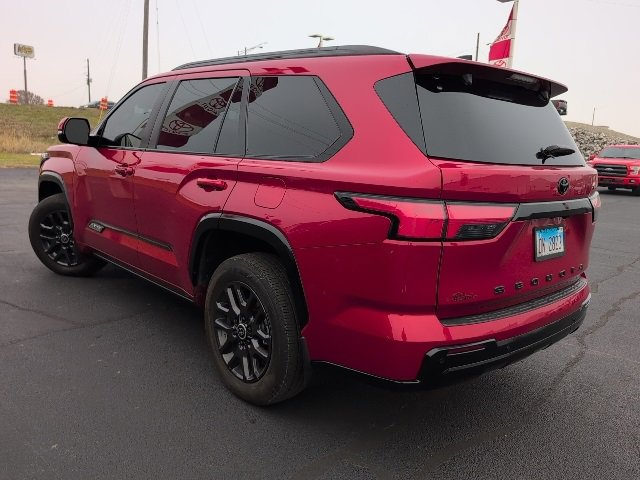 Used 2024 Toyota Sequoia Platinum image 5