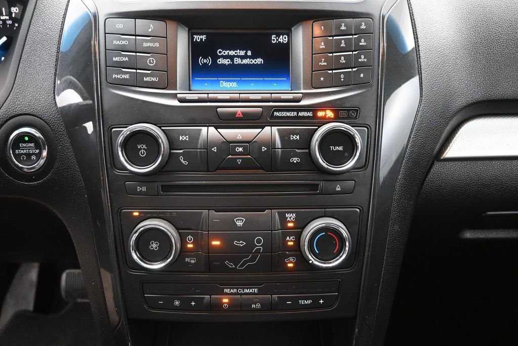 Used 2017 Ford Explorer XLT FWD image 26