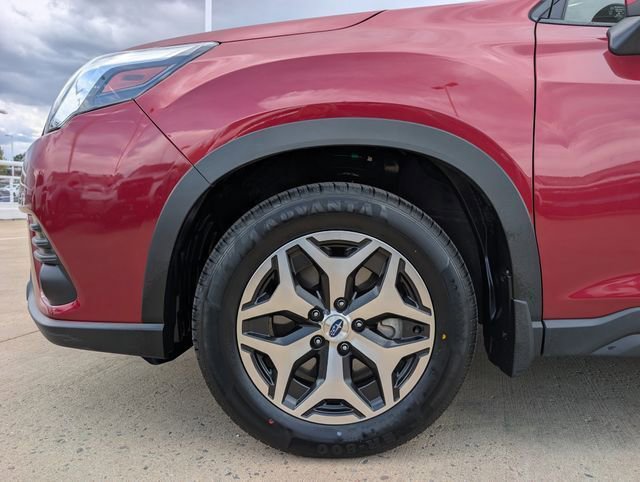 Used 2023 Subaru Forester Premium image 10