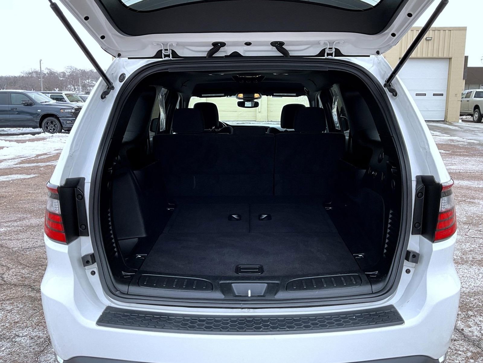 Certified 2024 Dodge Durango SXT image 9