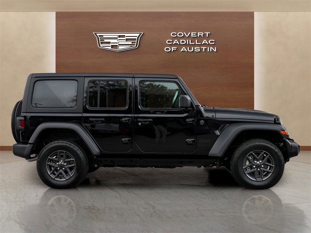 Used 2025 Jeep Wrangler Sport S image 5