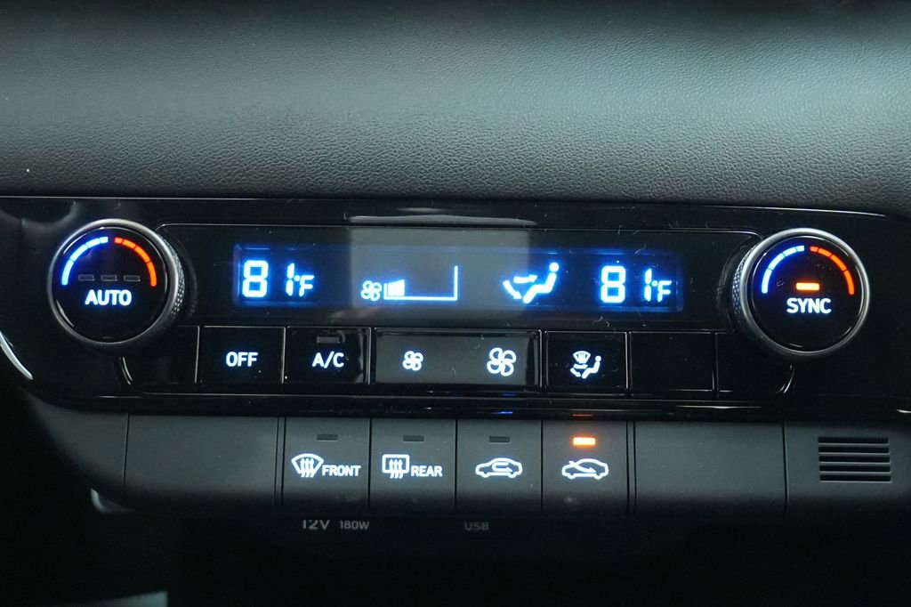 New 2026 Hyundai Elantra Sport image 30