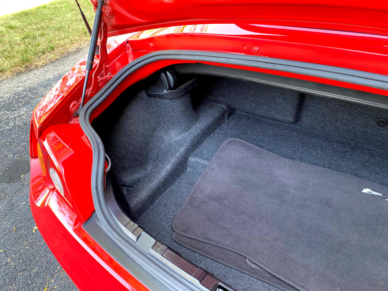 Used 2004 BMW Z4 2.5i image 41