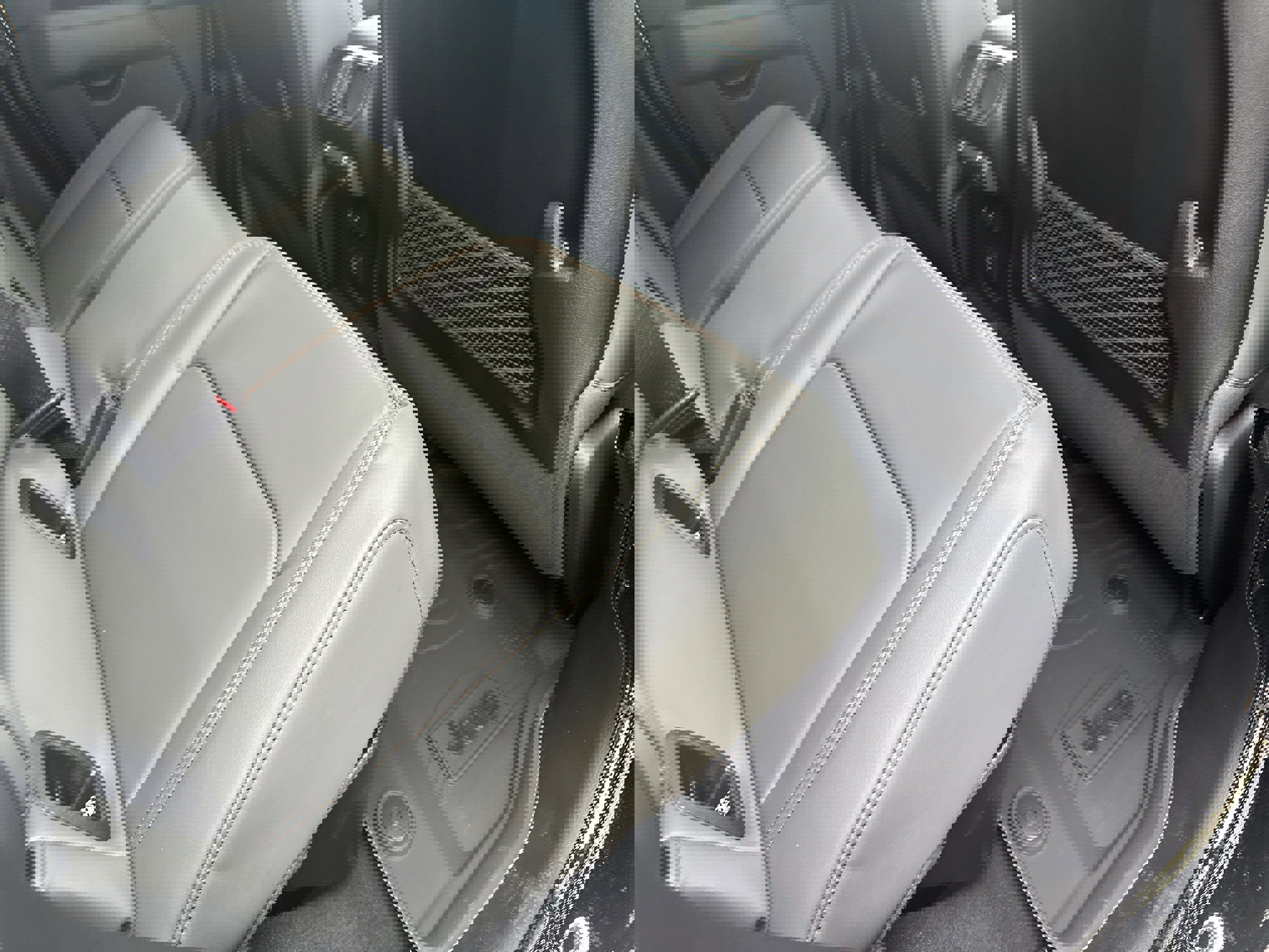 New 2025 Jeep Gladiator Mojave image 24