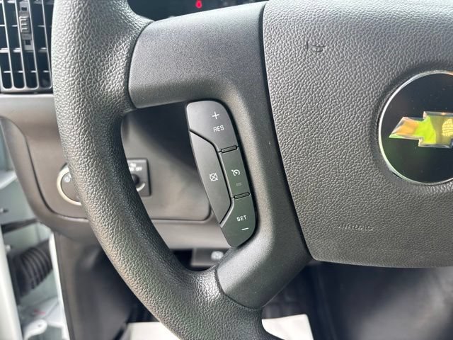 Used 2025 Chevrolet Express 2500 w/ Driver Convenience Package RWD image 9