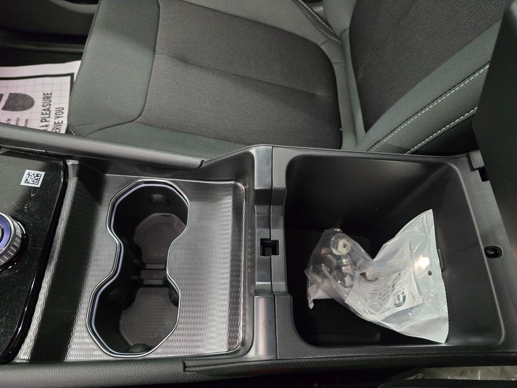 New 2025 Jeep Grand Cherokee Laredo w/ Luxury Tech Group I RWD image 24