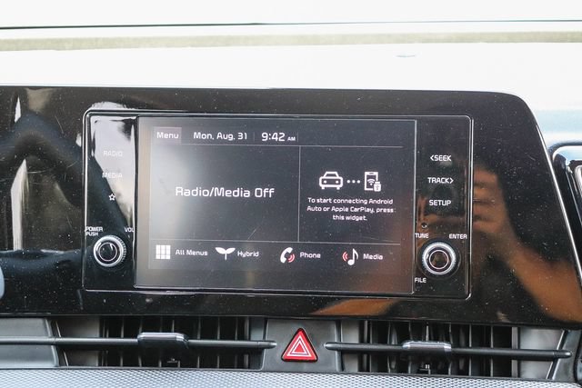 Used 2023 Kia Sportage LX AWD/4WD image 16