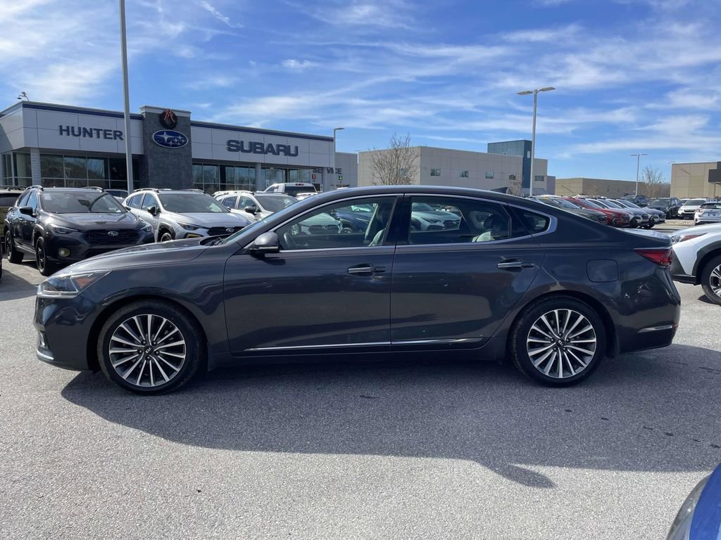 Used 2018 Kia Cadenza Premium image 25